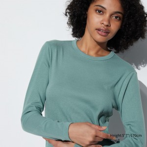 Green Uniqlo Soft Ribbed Fitted Crew Neck Long Sleeved T-Shirt | YDAXW-9873